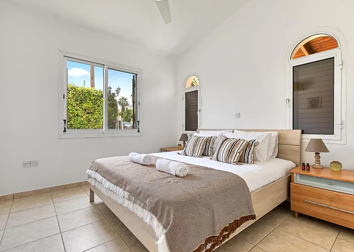 Coral Bay Avenue By vichy holidays *