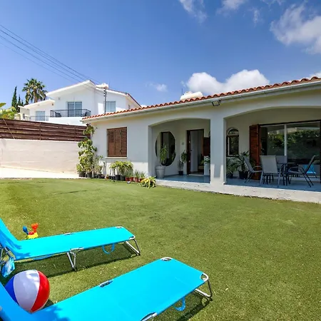 Coral Bay Avenue By Vichy Holidays Tatil Evi Pafos
