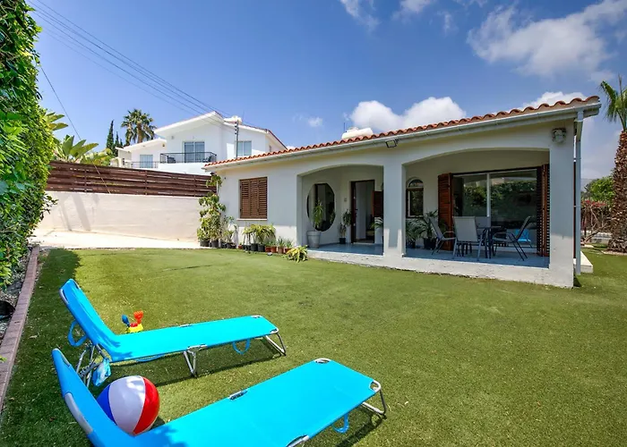 Coral Bay Avenue By Vichy Holidays Hébergement de vacances Paphos