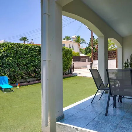 Coral Bay Avenue By Vichy Holidays *