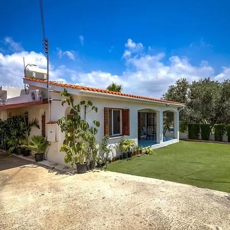 Coral Bay Avenue By Vichy Holidays * Pafos